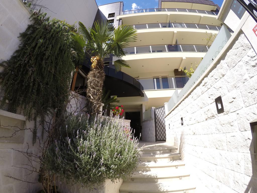 Apartments M Palace Budva Exterior photo