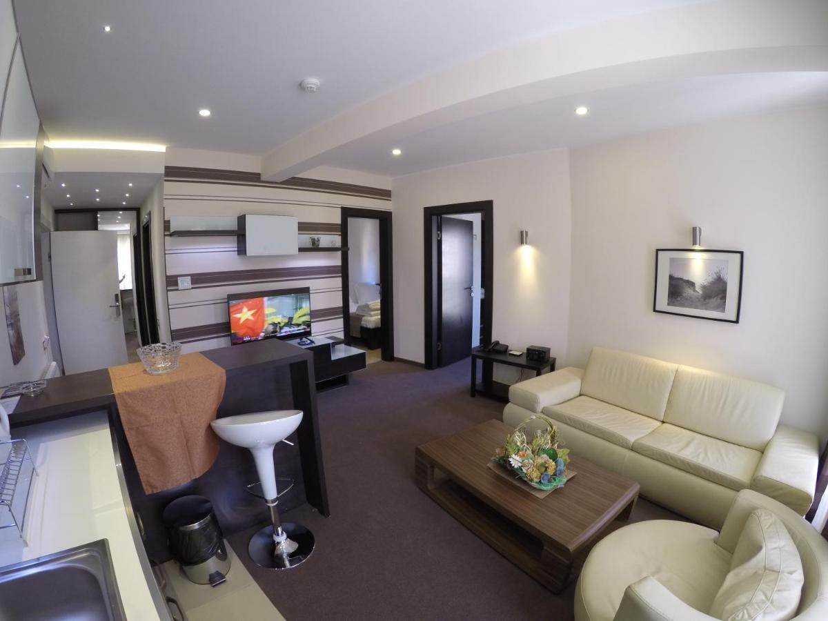 Apartments M Palace Budva Room photo